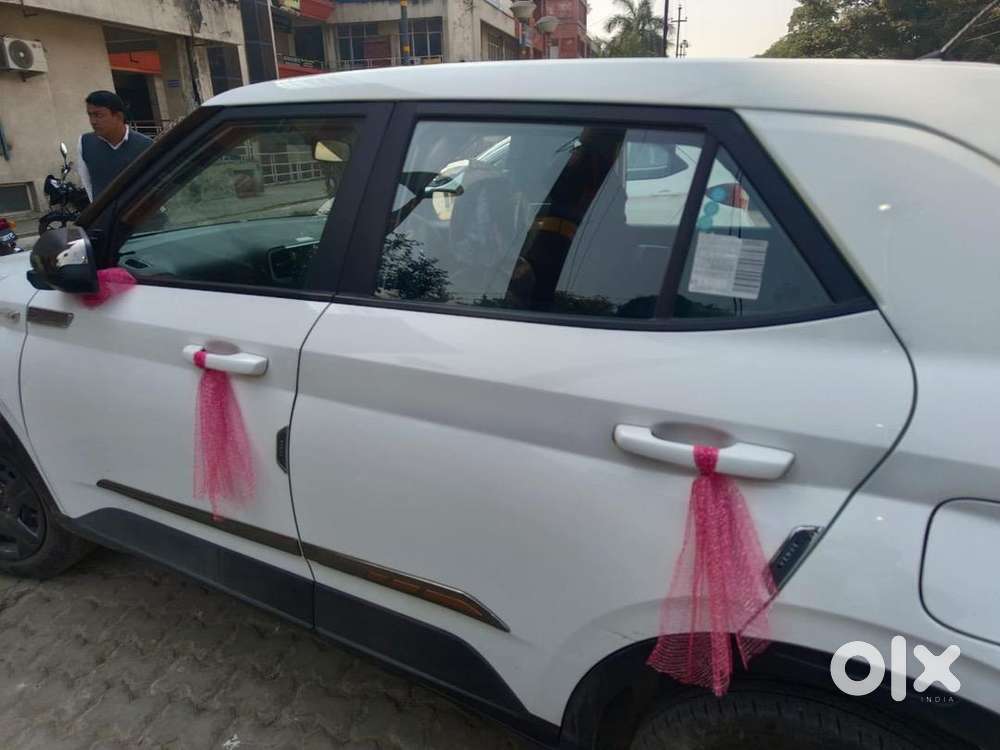 Hyundai Venue 2024 Petrol 10000 Km Driven