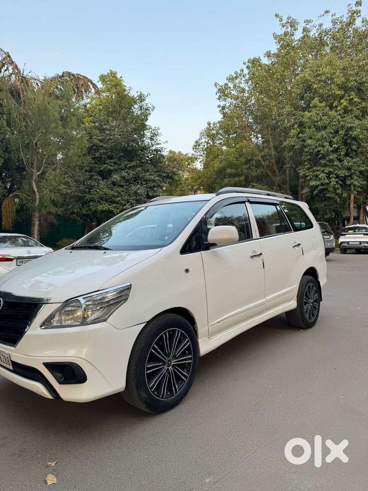 Toyota Innova 2.5 G (diesel) 7 Seater, 2015, Diesel