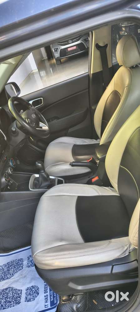 Hyundai Venue S, 2020, Petrol