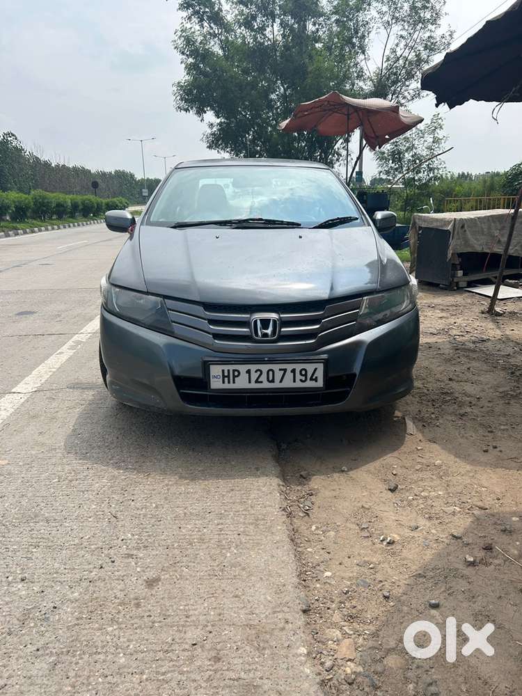 Honda Car 2010 Drives