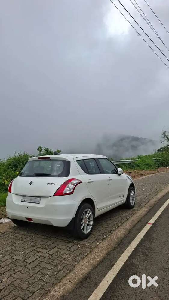 Maruti Suzuki Swift Zxi 2016