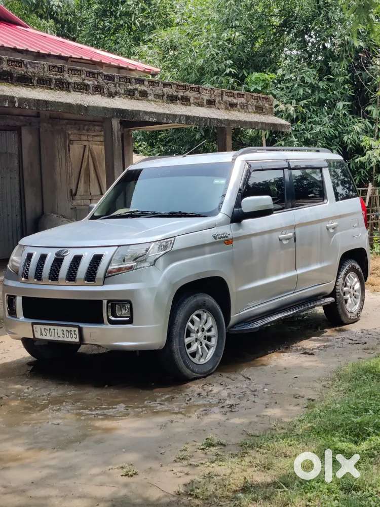 Mahindra Tuv 300 2018 Diesel 102000 Km Driven