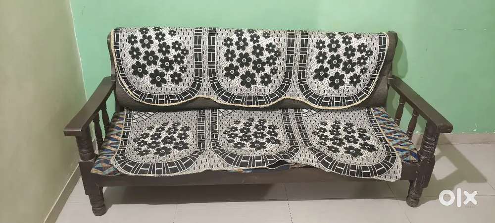 5 seater sofa good condition