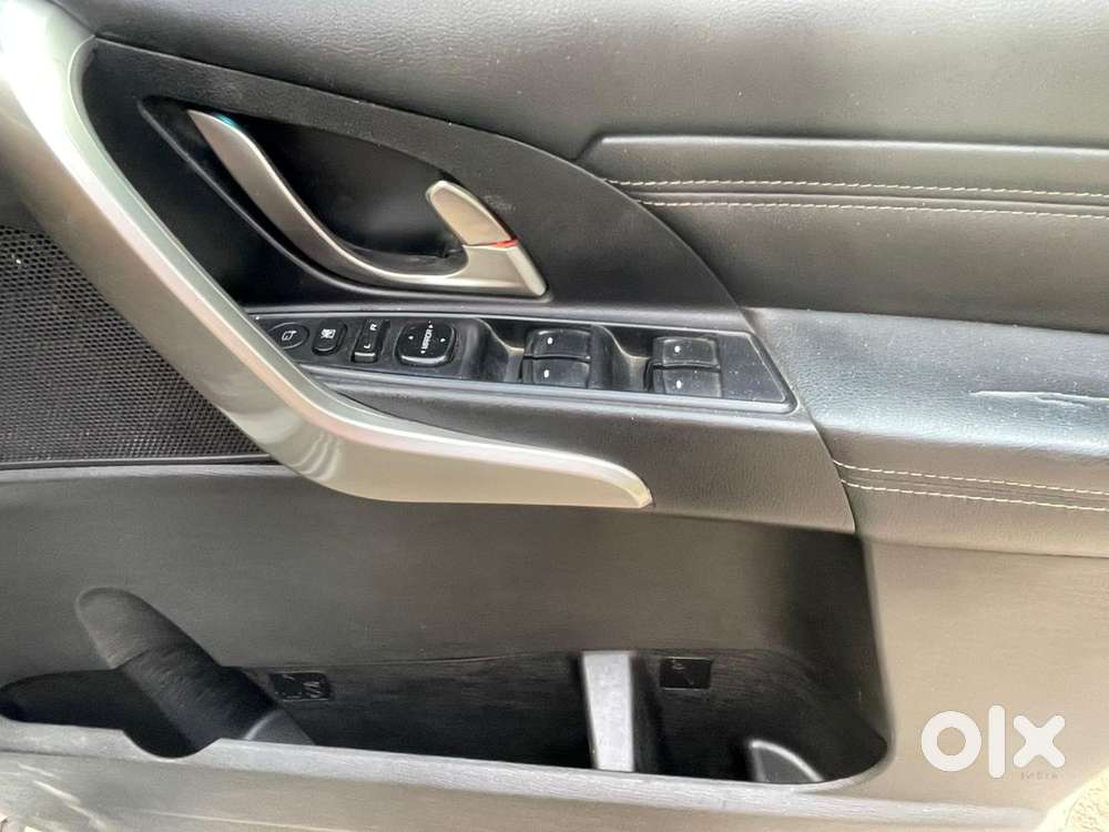 Mahindra Xuv500 W11, 2019, Diesel