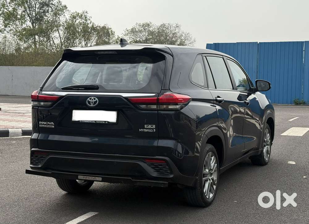 Toyota Innova Hycross 2.0 Zx (o) Hybrid 7 Str, 2024, Cng & Hybrids