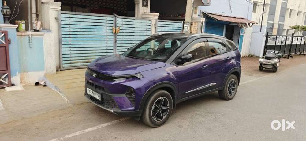 Tata Nexon Fearless Plus S Purple 1.2 Revotron Petrol 7dca Dt, 2025,..