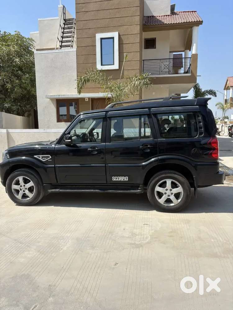 Mahindra Scorpio Classic 2020 Diesel 122000 Km Driven