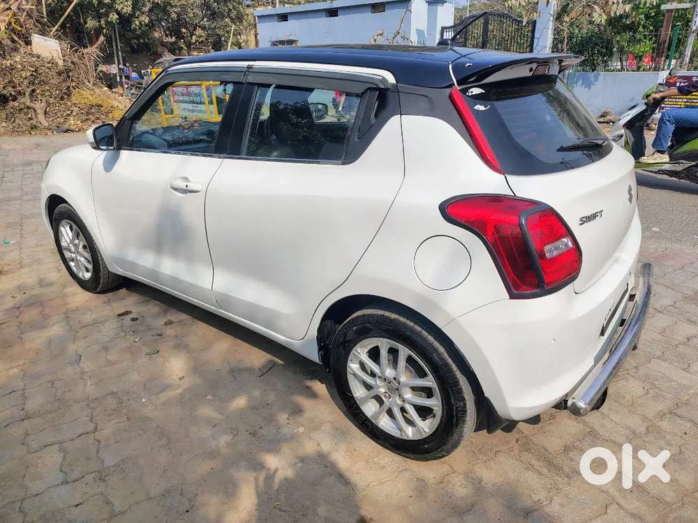 Maruti Suzuki Swift 2022 Petrol 33000 Km Driven With Cng
