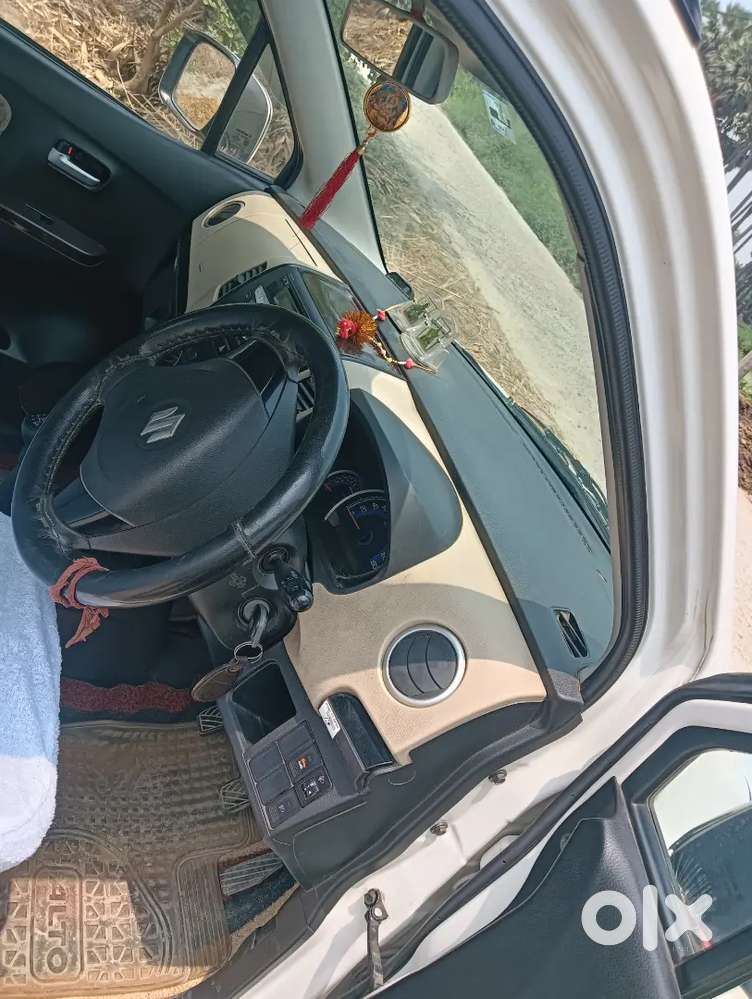 Iske Abaj Bhot Must Hai