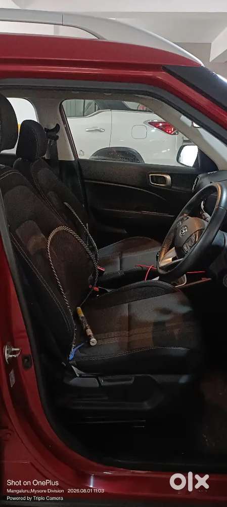 Hyundai Venue 2019 Petrol 37750 Km Driven