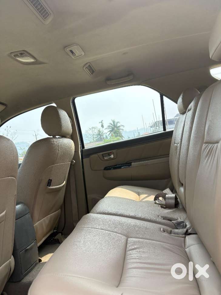 Toyota Fortuner, 2012, Diesel