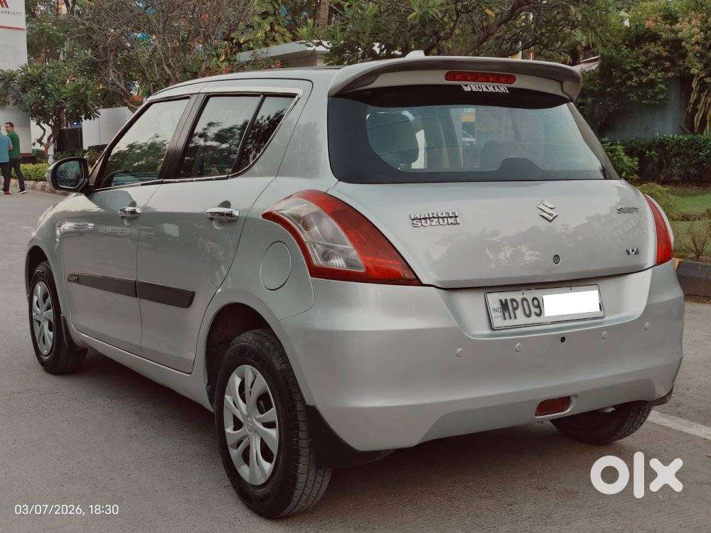 Maruti Suzuki Swift Vxi Optional, 2013, Petrol