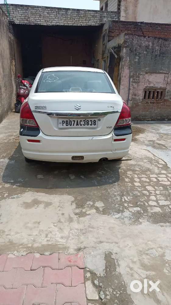 Maruti Suzuki Swift Dzire 2011