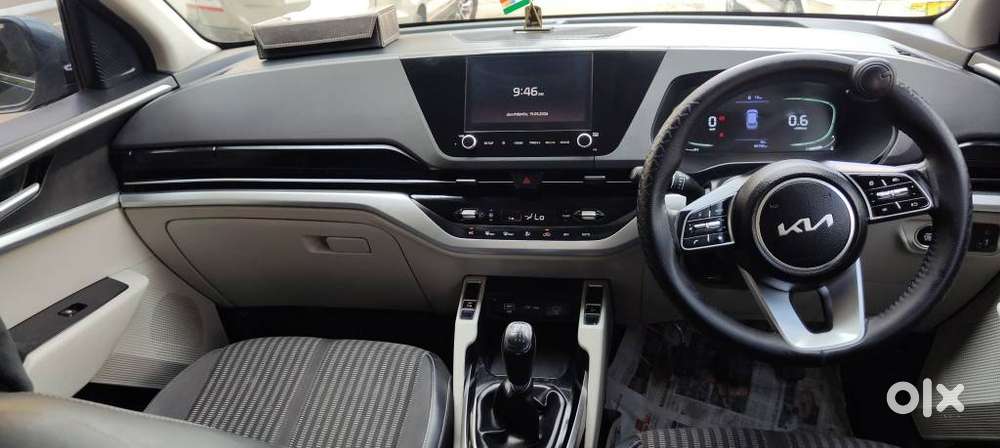 Kia Carens 1.4 Prestige 7 Str, 2022, Petrol