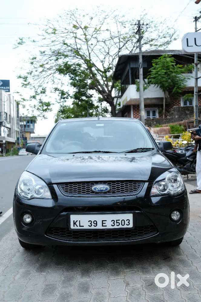 Ford Fiesta 1.4 Zxi 2012 Model