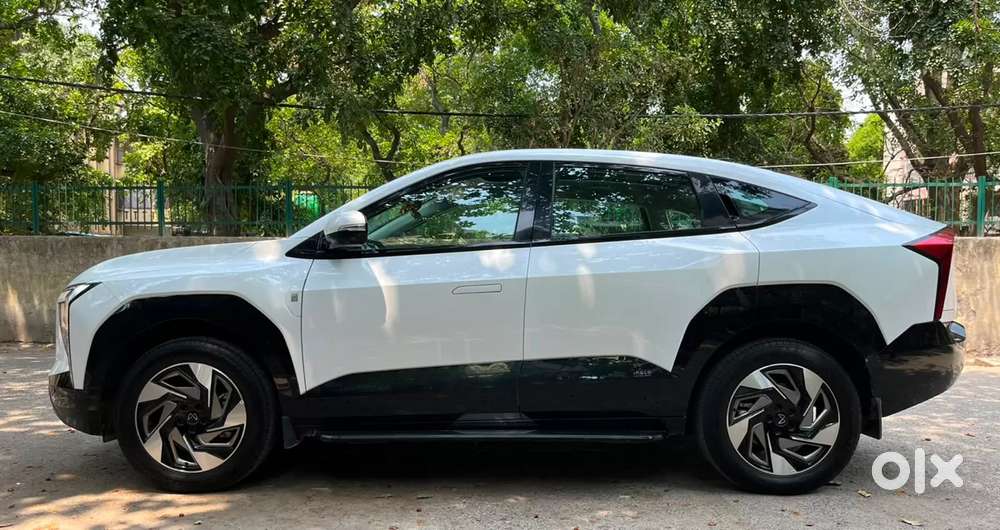 Mahindra Xev 9e Pack Two, 2025, Electric
