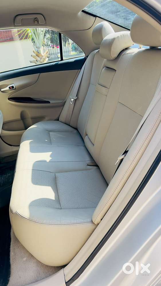 Toyota Corolla Altis G At, 2012, Petrol