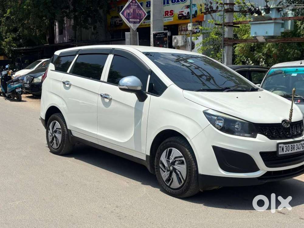 Mahindra Marazzo, 2020, Diesel