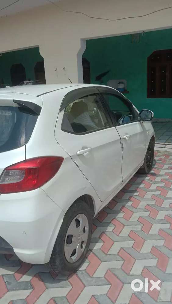 Tata Tiago 1.2 Revotron 2016