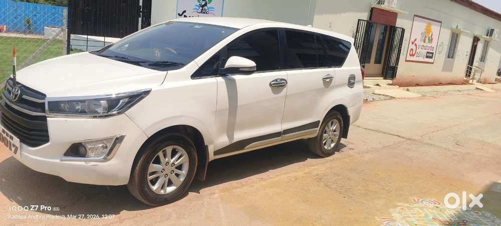 Toyota Innova Crysta 2.4 Gx Mt 8s, 2017, Diesel