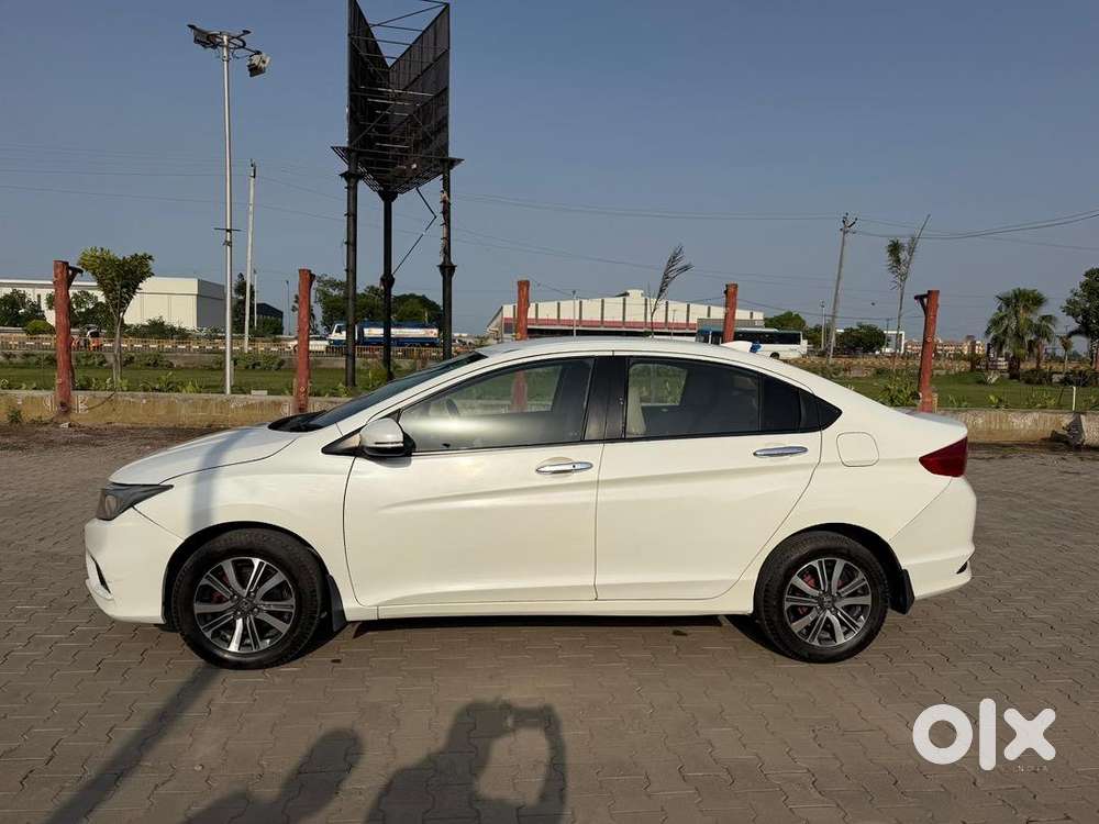 Honda City 2019 Petrol 90000 Km Driven Single Hand Driven New Tyres