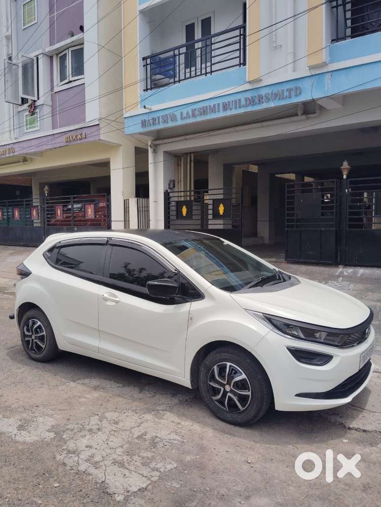 Tata Altroz 1.2 Xe, 2023, Petrol