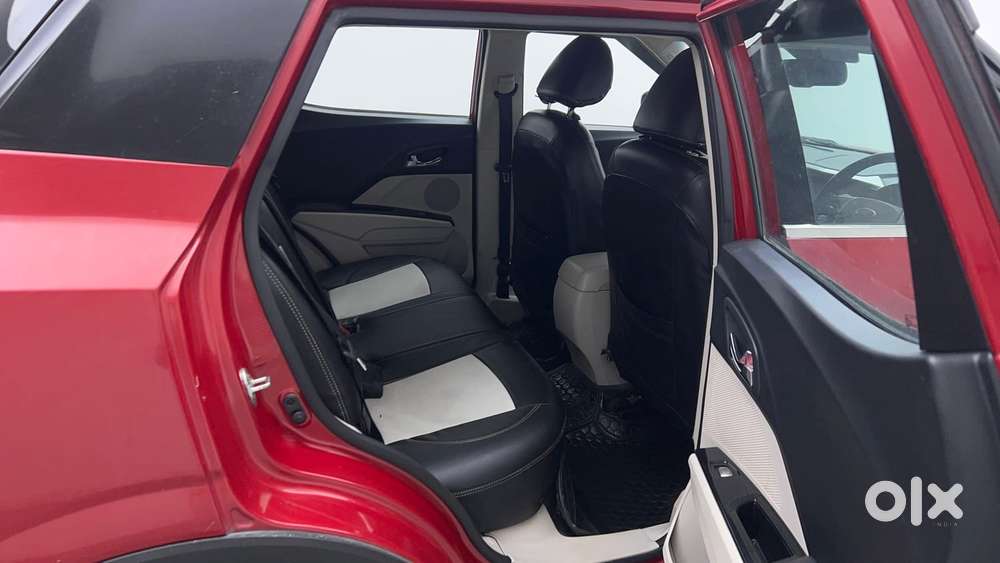Mahindra Xuv300 W8 Option Diesel, 2022, Diesel