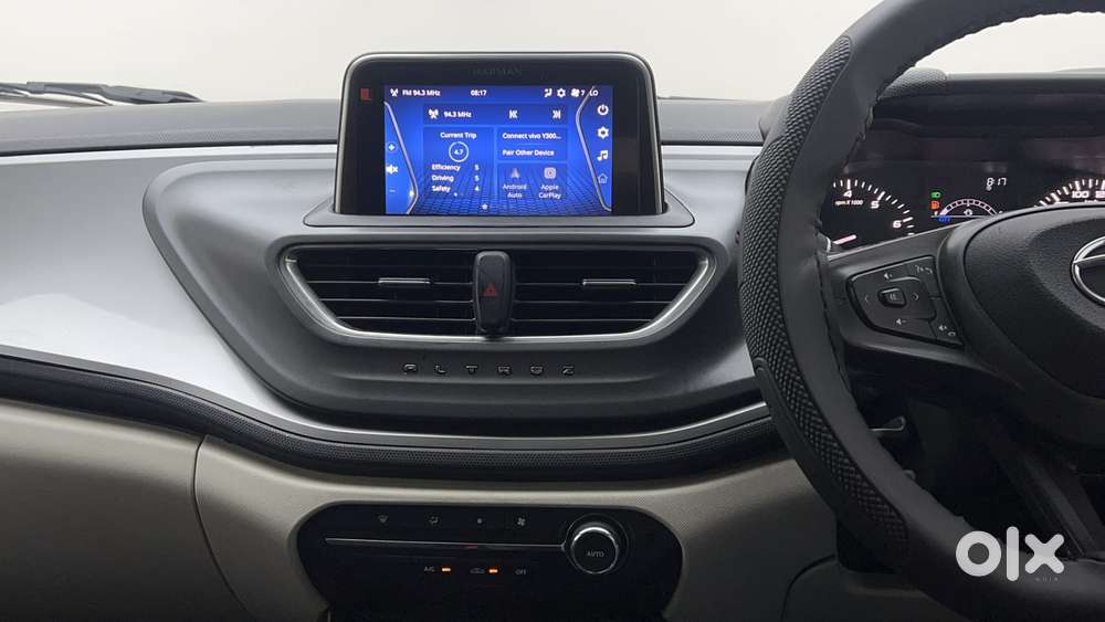Tata Altroz 1.2 Xt, 2022, Petrol