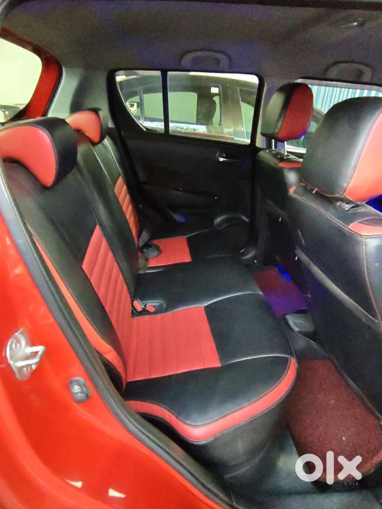 Maruti Suzuki Swift Vxi 1.2 Abs Bs-iv, 2016, Petrol