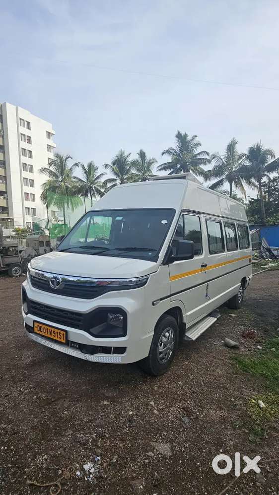 Tata Winger Deluxe 2024