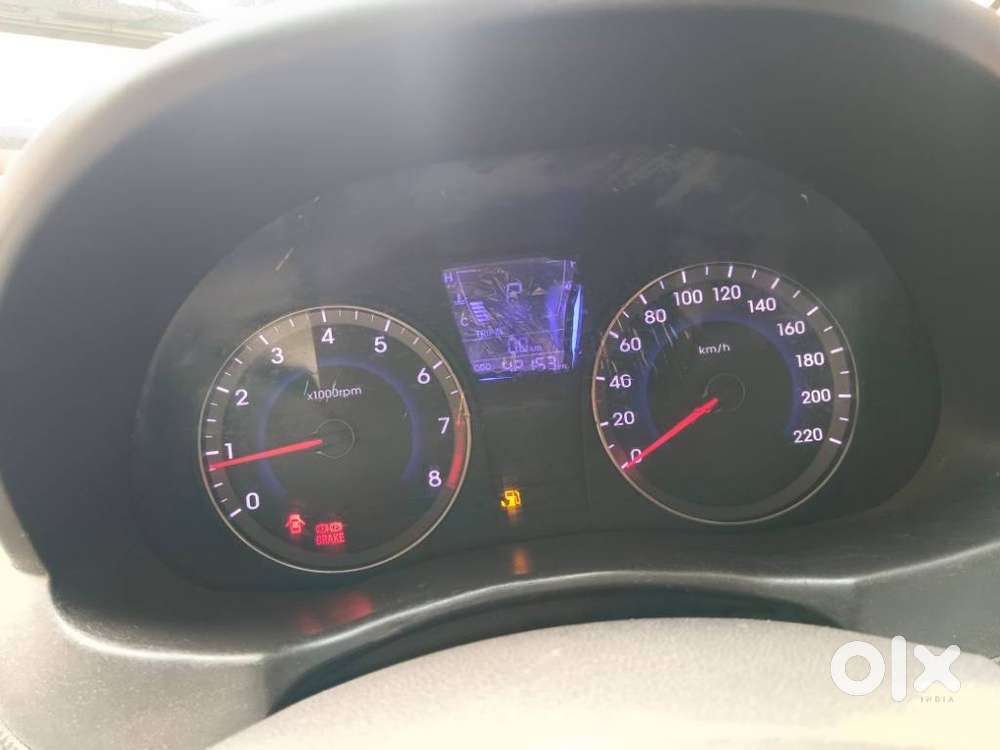 Hyundai Verna Fluidic 1.6 Vtvt, 2014, Petrol