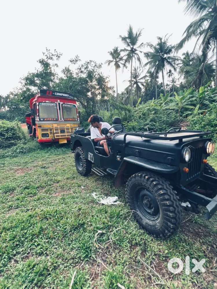 Mahindra Jeep Classic 1988