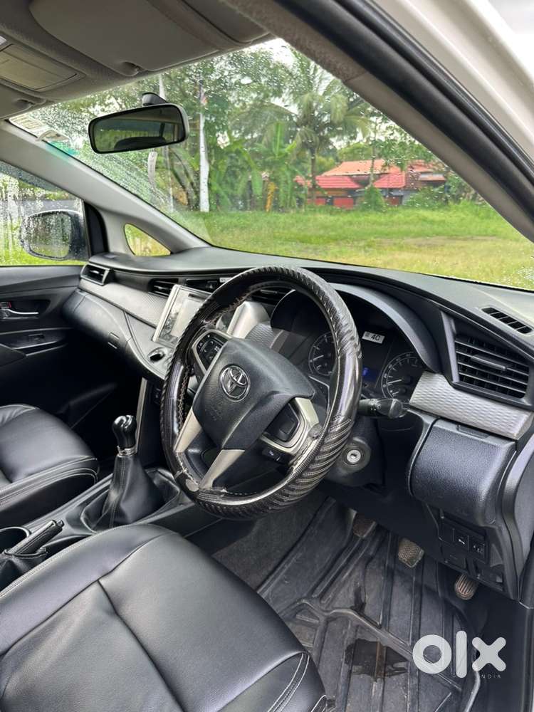 Toyota Innova Crysta 2019