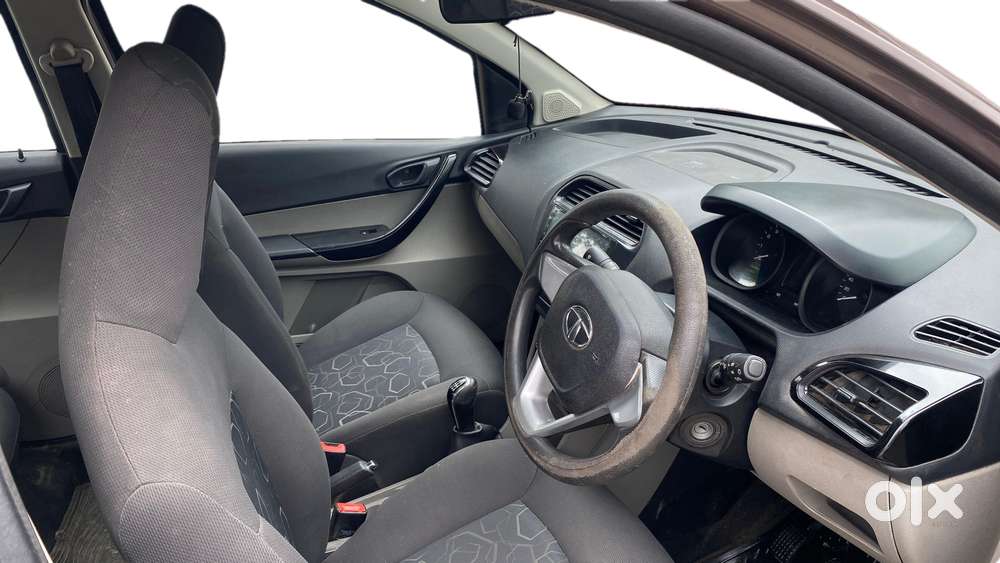 Tata Tiago 1.2 Revotron Xt, 2017, Petrol