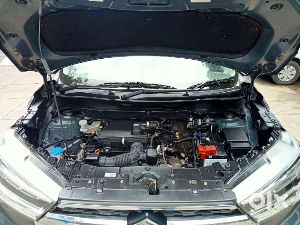 Maruti Suzuki Xl6 1.5 Zeta At, 2024, Petrol