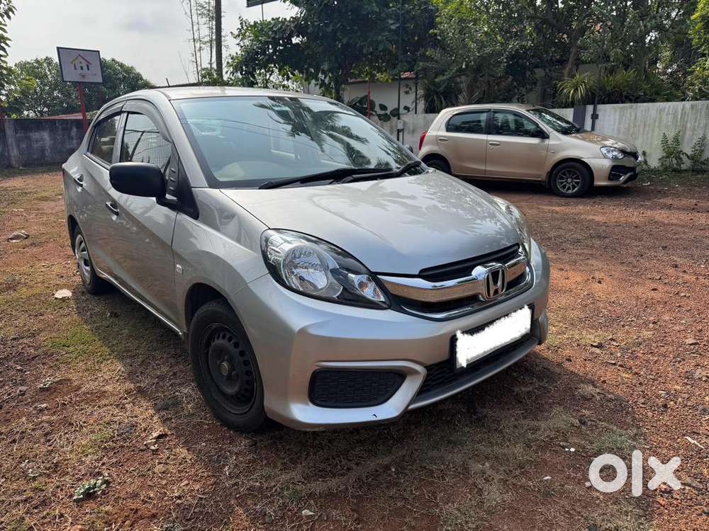 Honda Amaze 2017 Petrol Well Maintained