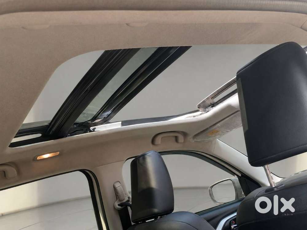 Toyota Urban Cruiser Hyryder 1.5 V Hybrid, 2023, Petrol