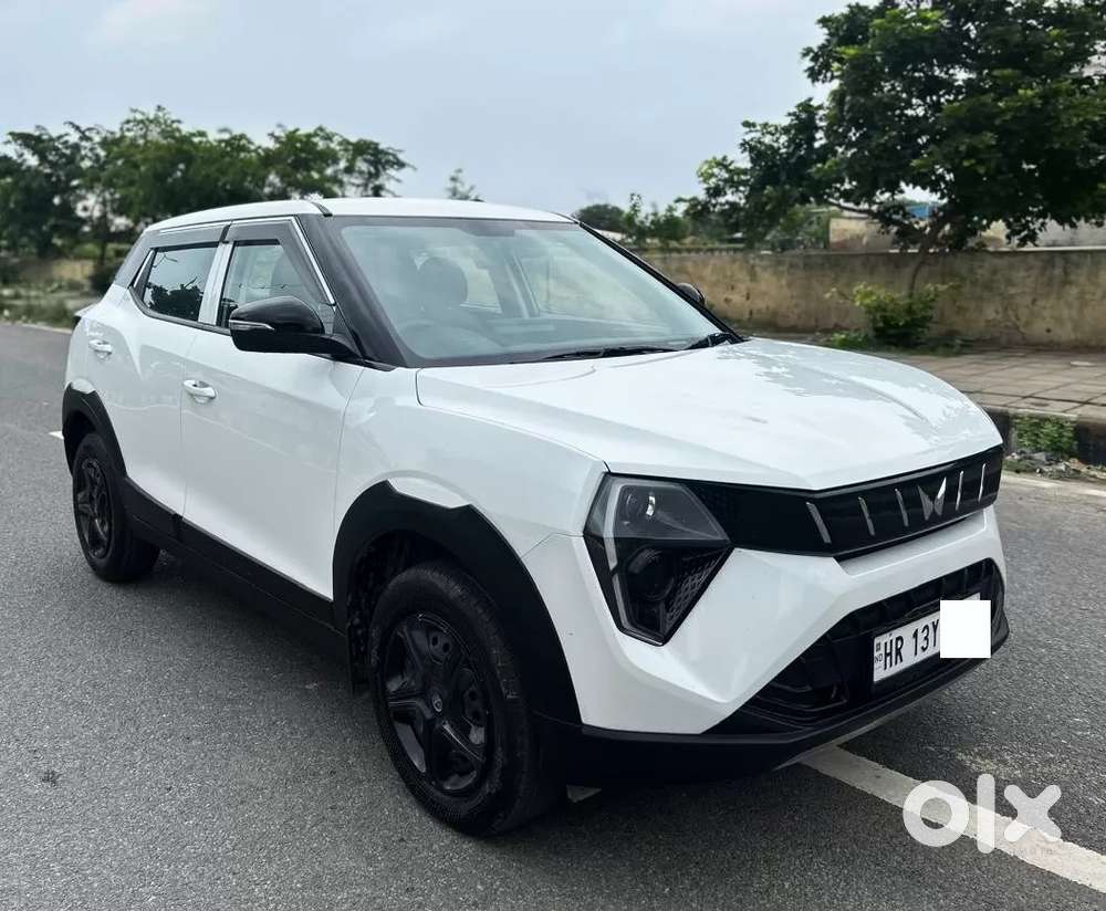 Mahindra Xuv 3xo, 2025, Petrol