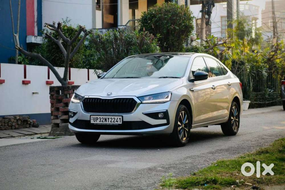 Skoda Slavia 1.0 Tsi Style At, 2023, Petrol