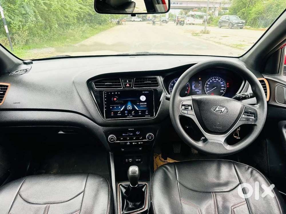 Hyundai I20 Petrol Asta Dual Tone, 2017, Petrol