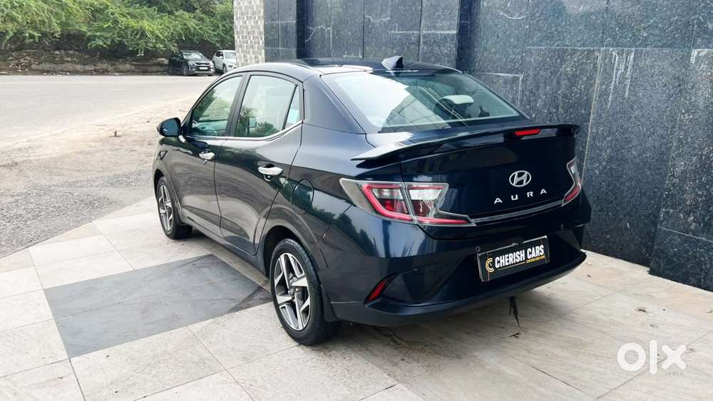 Hyundai Aura 1.2 Sx Cng, 2023, Cng & Hybrids