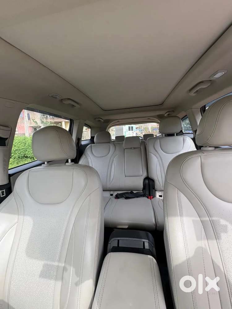 Mahindra Xuv700 2.2 Ax 7 Diesel At Luxury Pack Str, 2023, Diesel