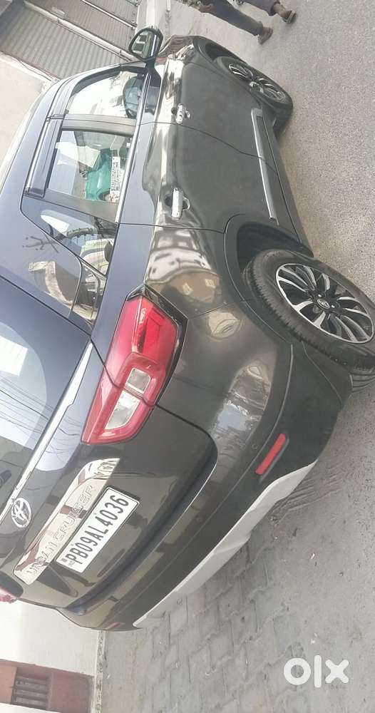 Toyota Urban Cruiser 1.5 Premium Grade At, 2022, Petrol