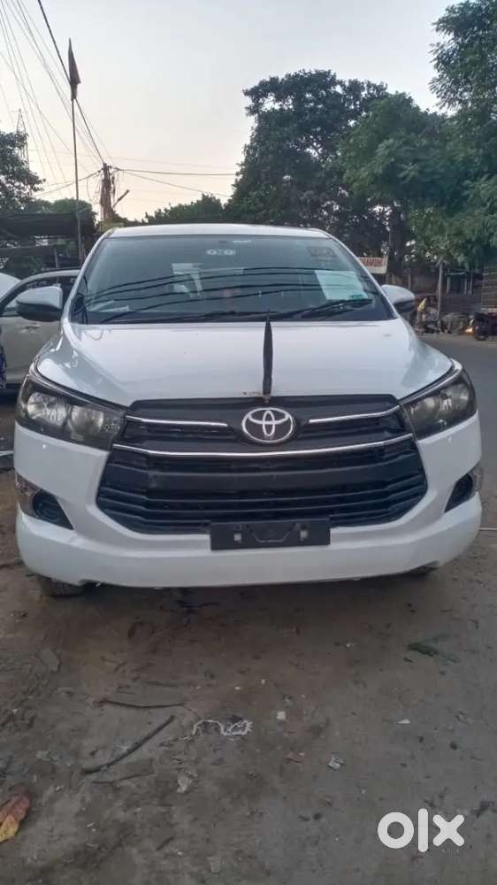 Toyota Innova Crysta 8 Diesel