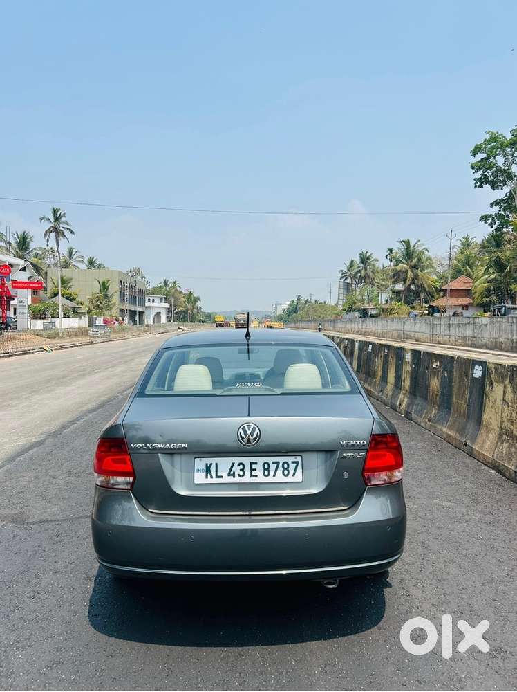 Volkswagen Vento Petrol 2013