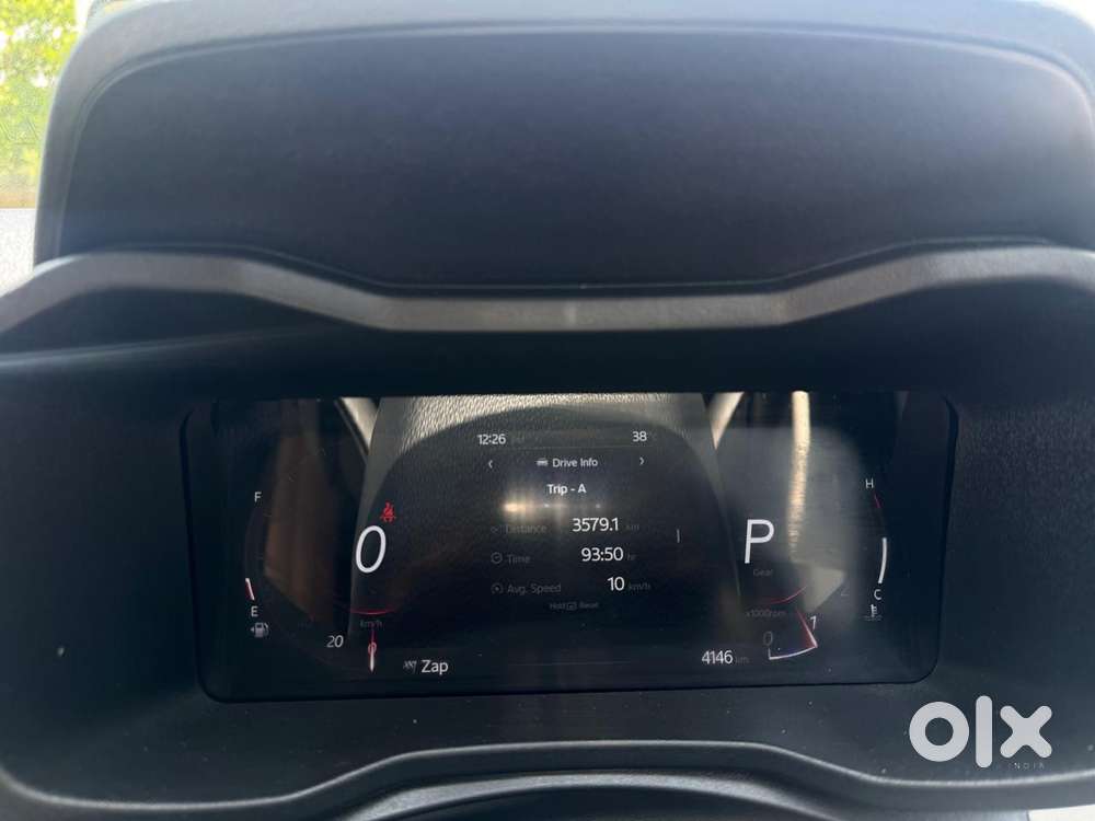 Mahindra Xuv 3xo Ax5 Pm At, 2025, Petrol