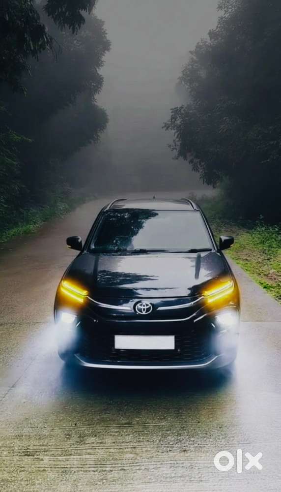 Toyota Urban Cruiser 2023 Hyryder Petrol