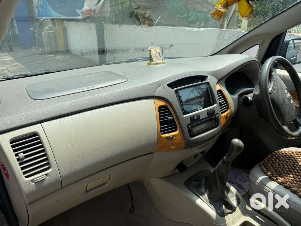 Toyota Innova 2011 Diesel 125783 Km Driven