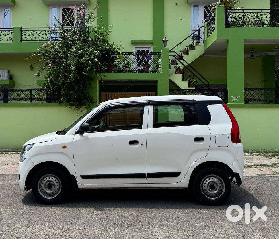 Maruti Suzuki Wagon R Vxi 1.0 Cng, 2023, Cng & Hybrids