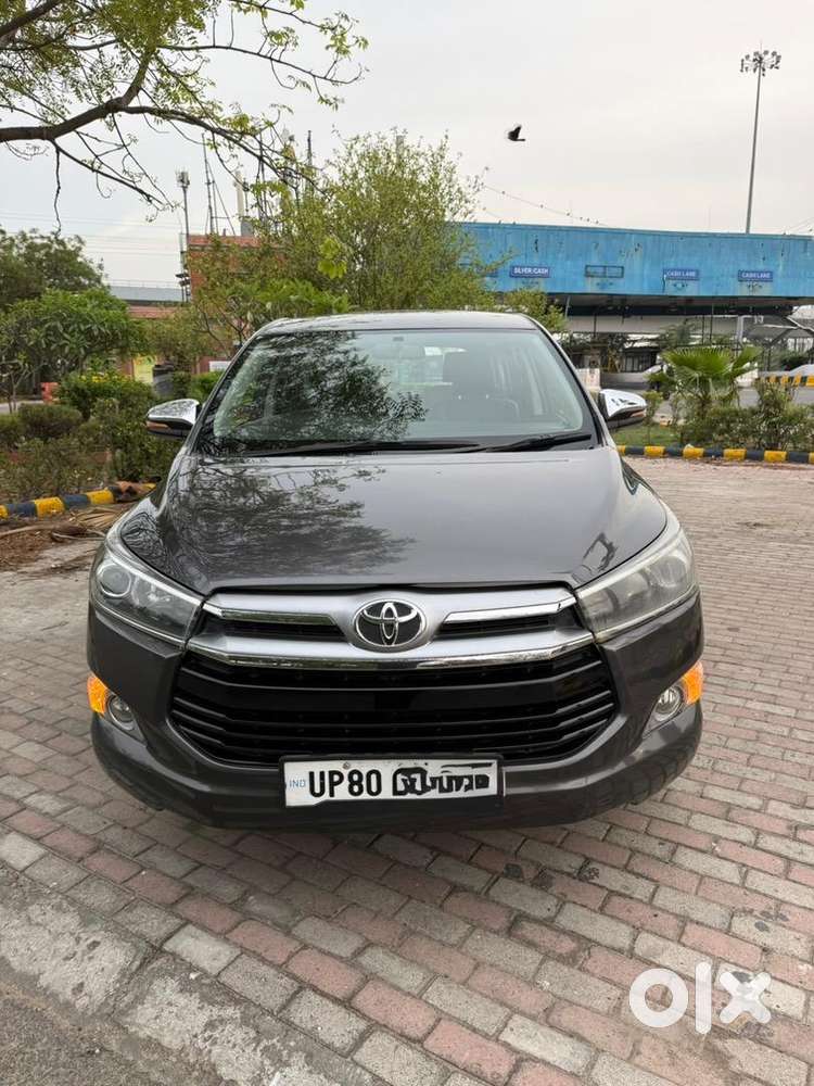 Toyota Innova Crysta 2018 Diesel Well Maintained